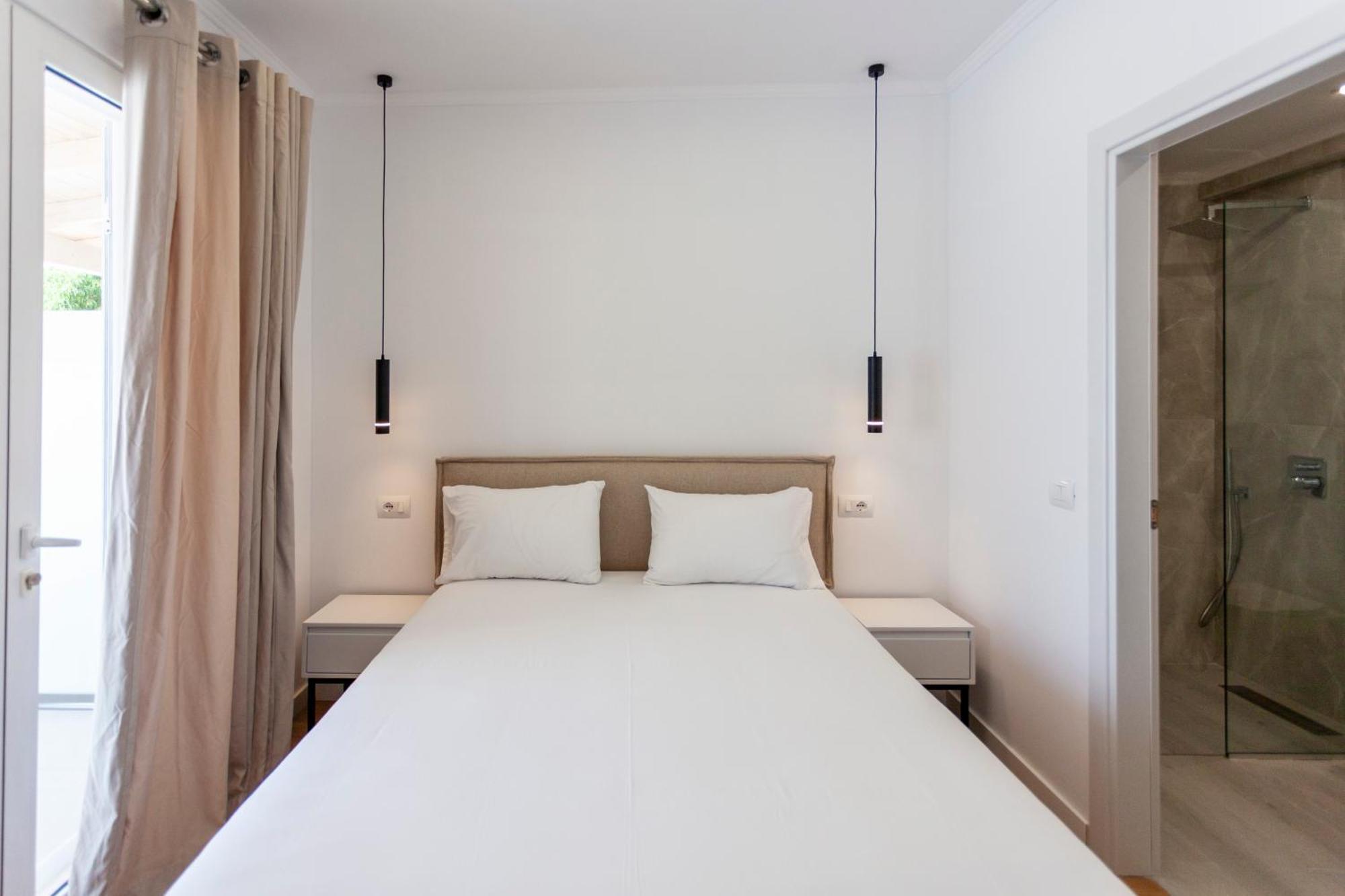 Ionio Rooms Himarë Eksteriør billede