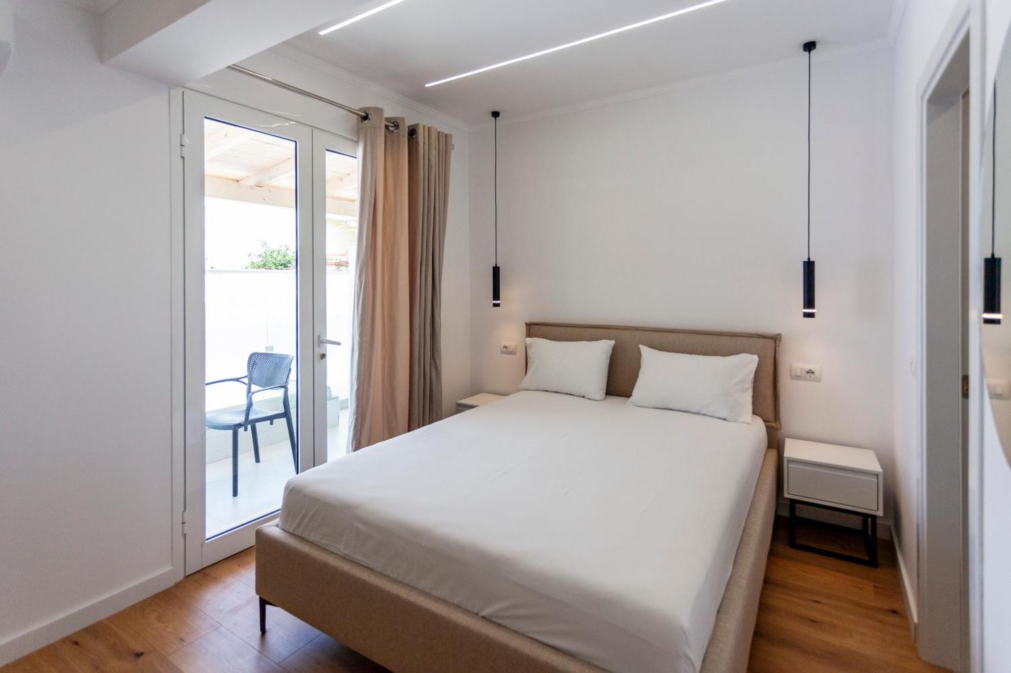 Ionio Rooms Himarë Eksteriør billede